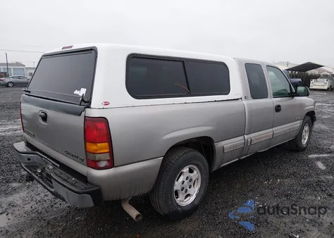 2000 Chevrolet Silverado 1500 Ls z USA, uszkodzony, nr VIN 2GCEC19T5Y1255100